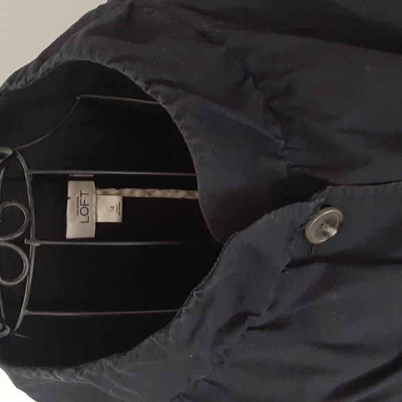 LOFT navy blue jacket, sz 14. - Picture 4 of 5